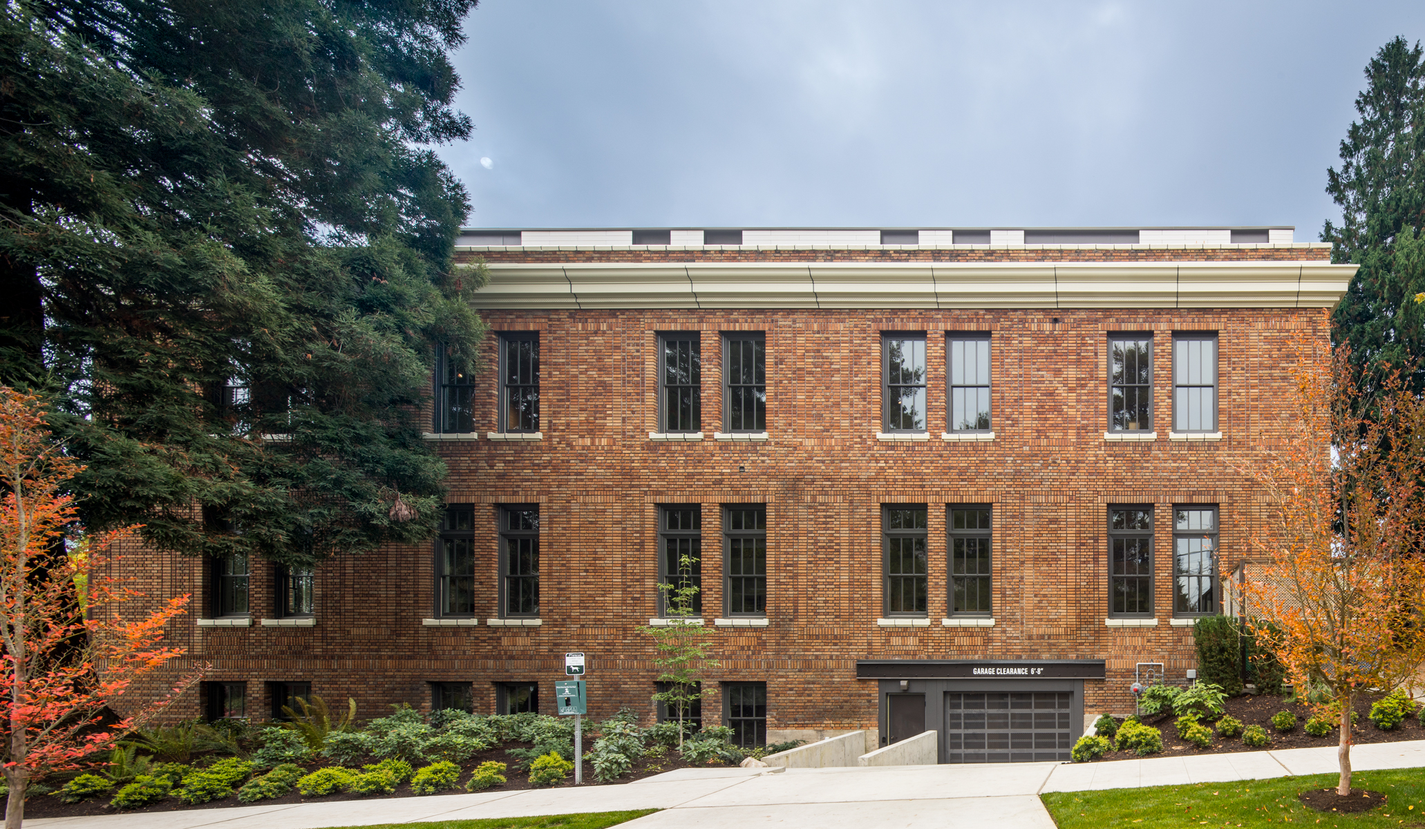 Queen Anne Exchange Exterior North